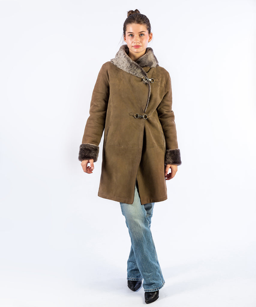 Abrigo doble faz piel