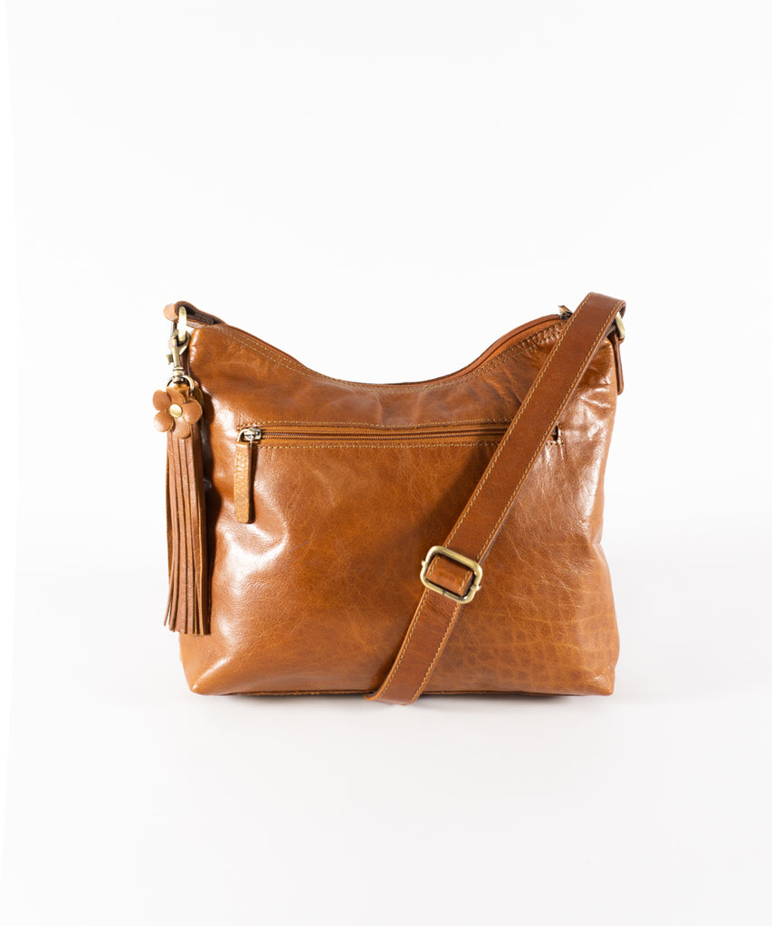 Bolso cuero detalle trenzado acabado brillo