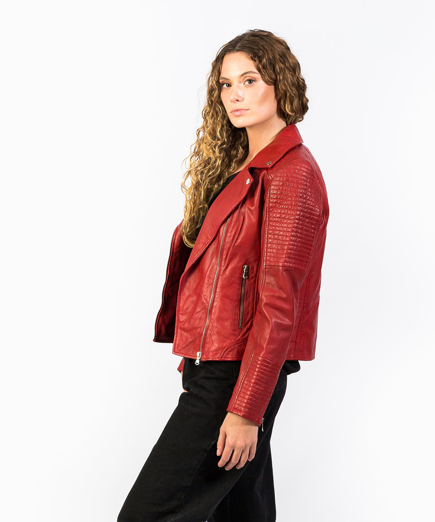 Cazadora biker en napa roja