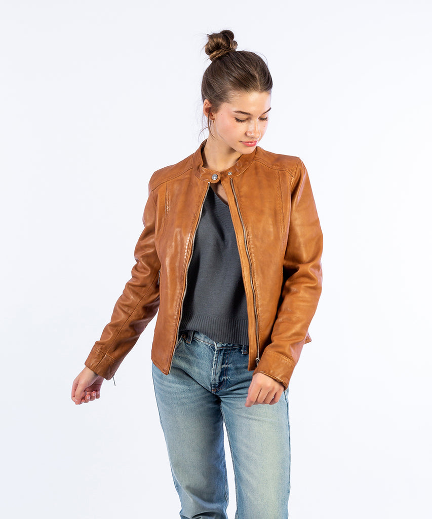 Cazadora napa básica cuello tira camel