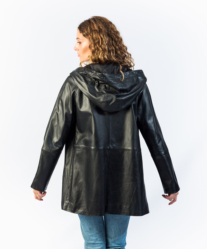 Chaqueta napa negra capucha