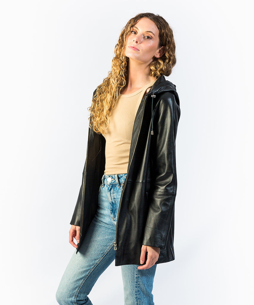 Chaqueta napa negra capucha