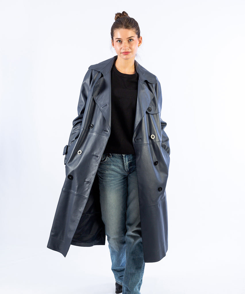 Gabardina_piel_azul_mujer_napa_clasica_20