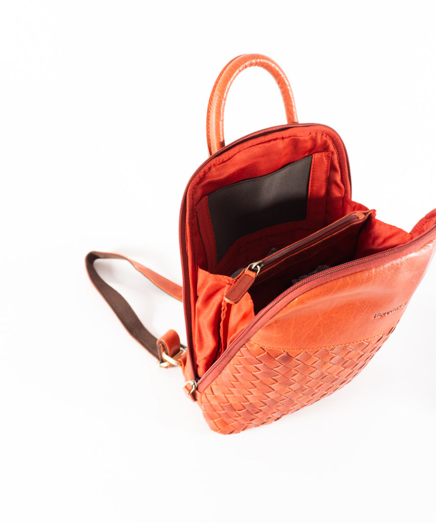 Mochila cuero rojo trenzado