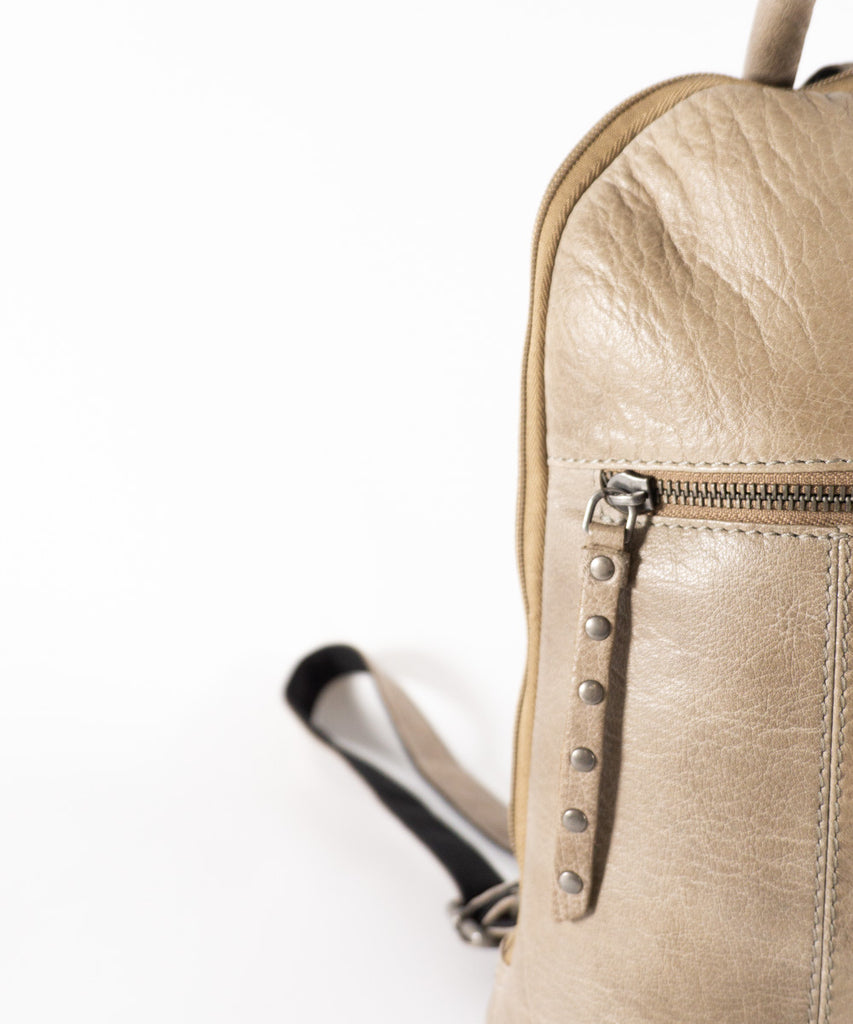 Mochila piel encerada taupe