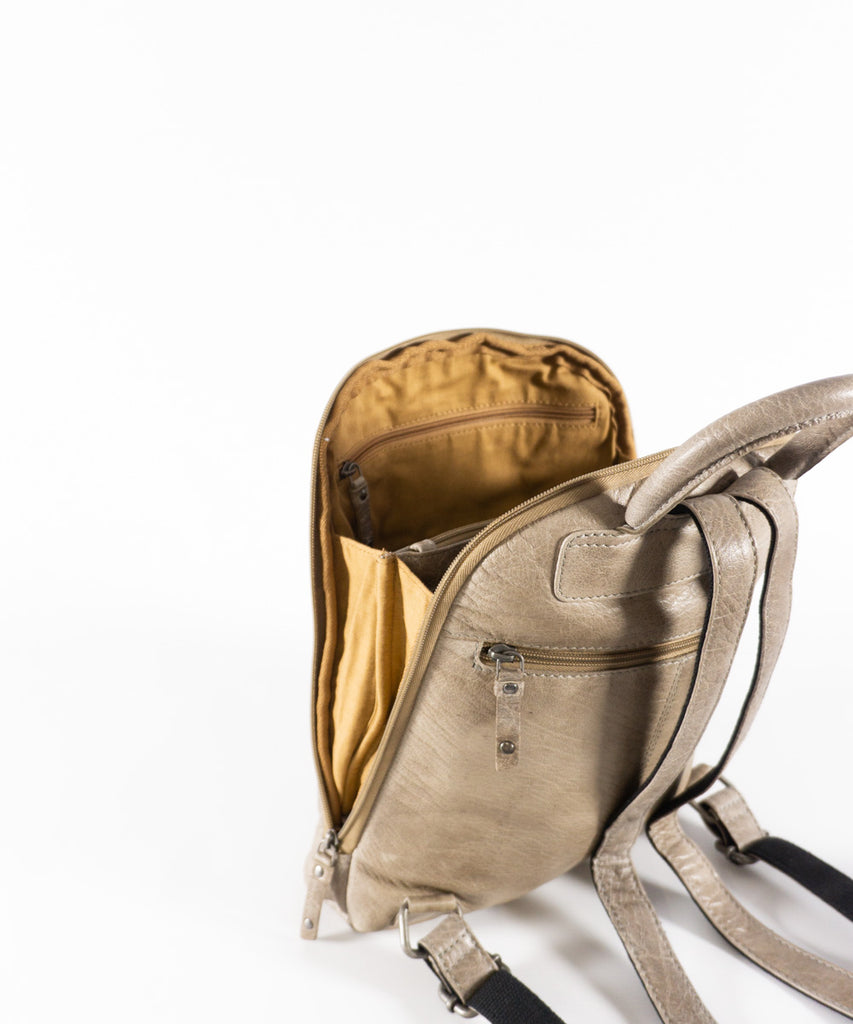 Mochila piel encerada taupe