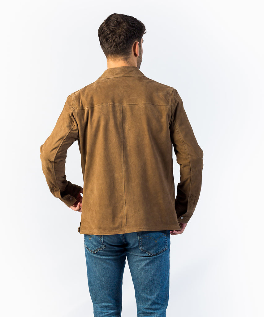 Sobrecamisa ante arena hombre