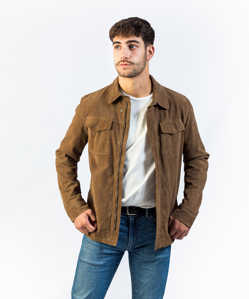 Sobrecamisa ante arena hombre