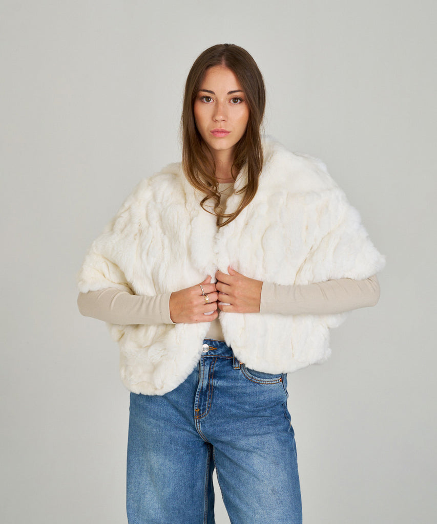 Bolero corto de rex blanco