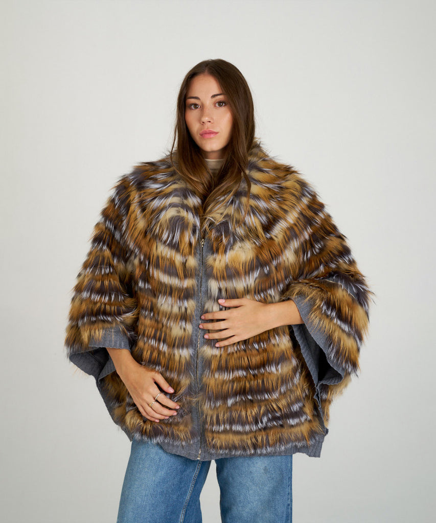 Capa de zorro multicolor de piel natural