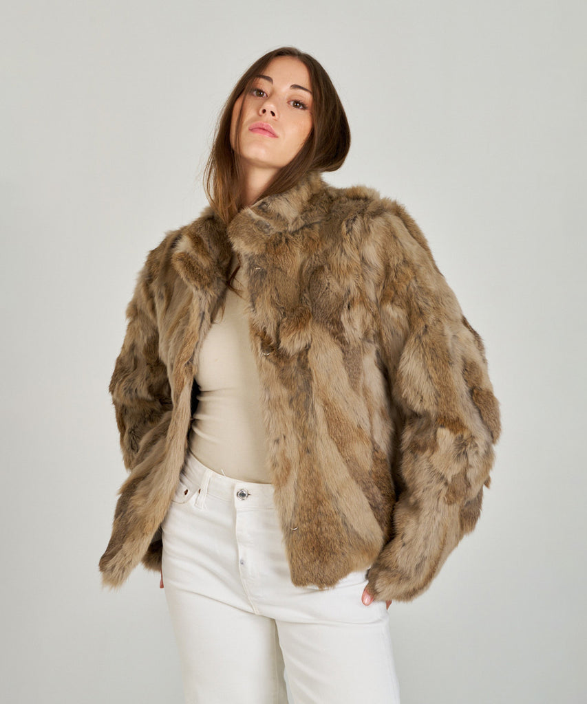 Chaqueta corta en piel de pelo natural de conejo