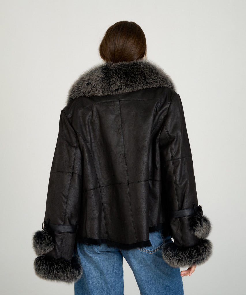 Chaqueta de piel vuelta rex y zorro.