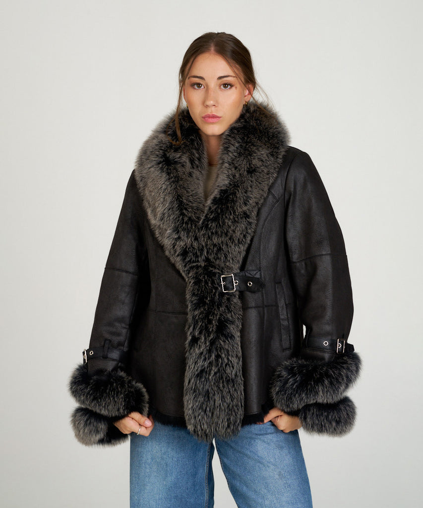 Chaqueta de piel vuelta rex y zorro.