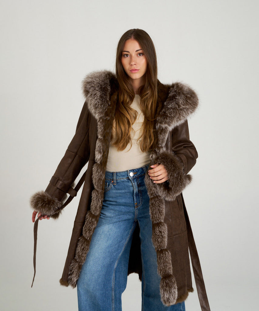 Chaquetón largo piel vuelta de pelo toscana.