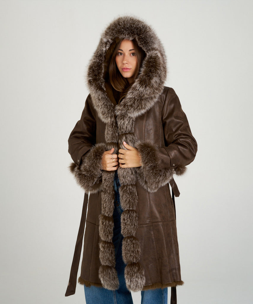 Chaquetón largo piel vuelta de pelo toscana.