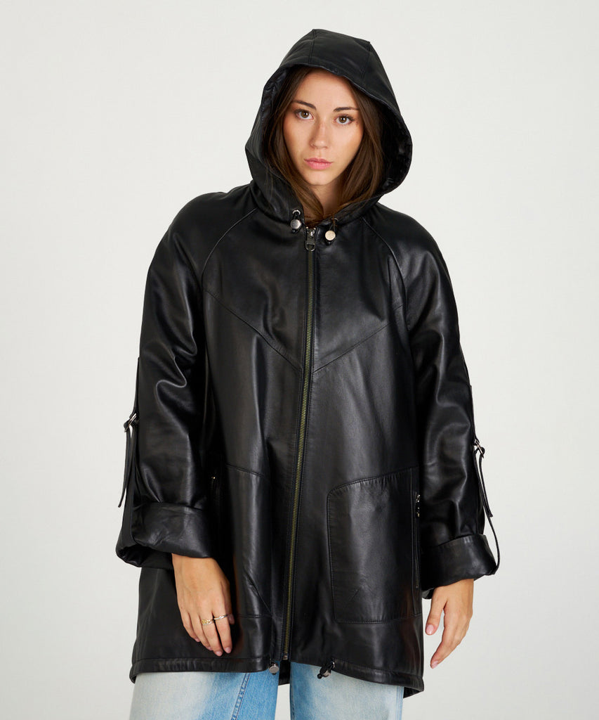 Parka de piel negra con capucha y forro estampado de HervásPiel