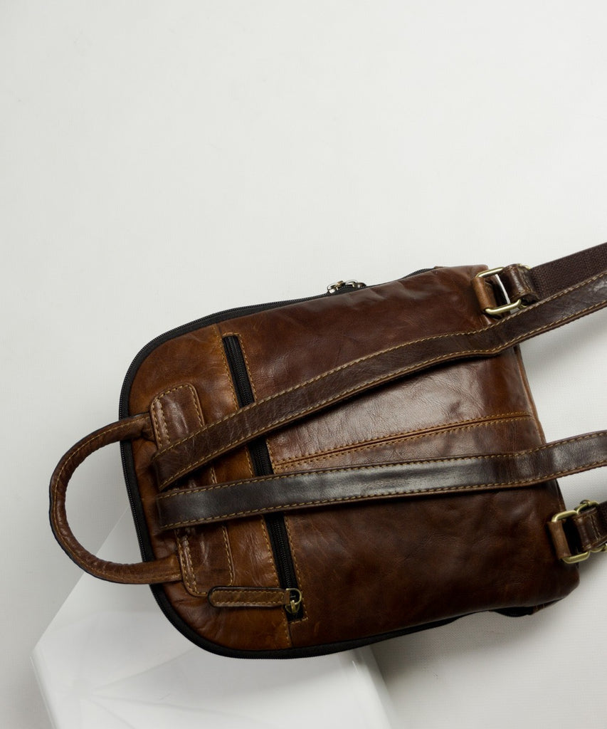 Mochila cuero detalle trenzado