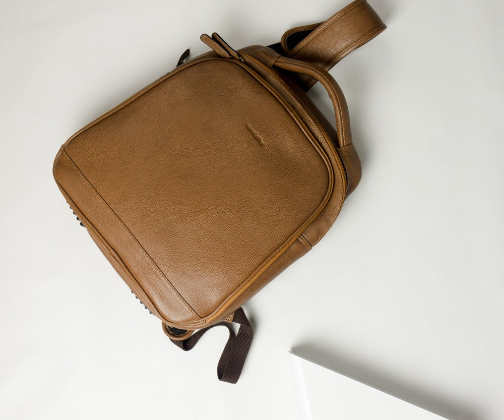 Mochila de vestir piel camel