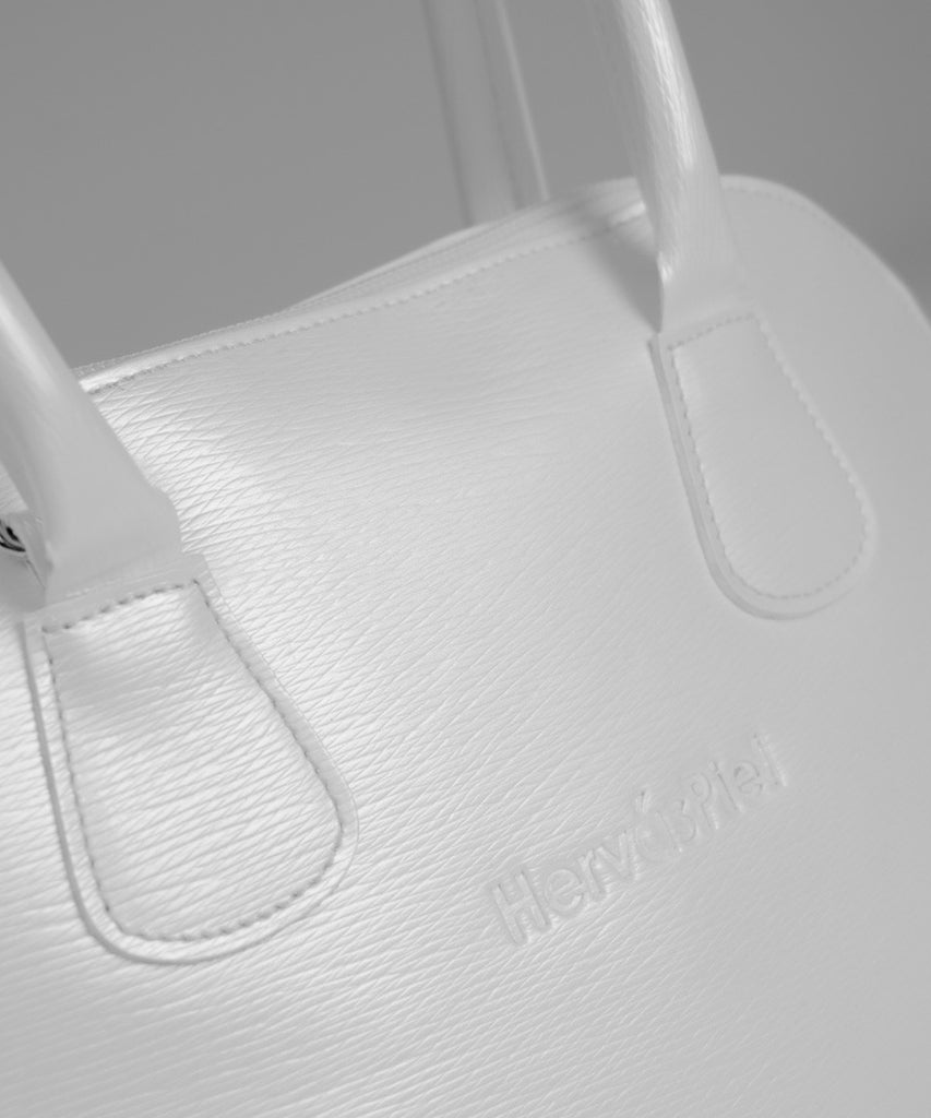 Bolso piel acabado acabado nacarado