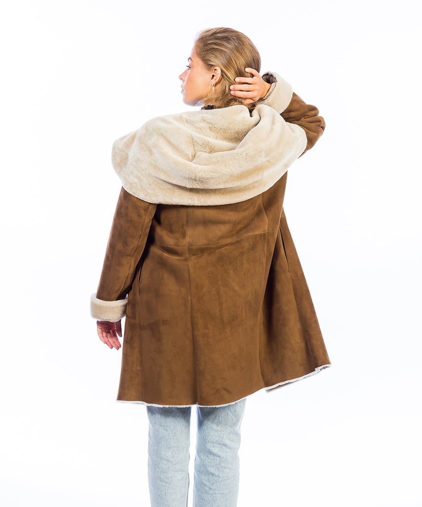 Abrigo de piel vuelta cuello convertible