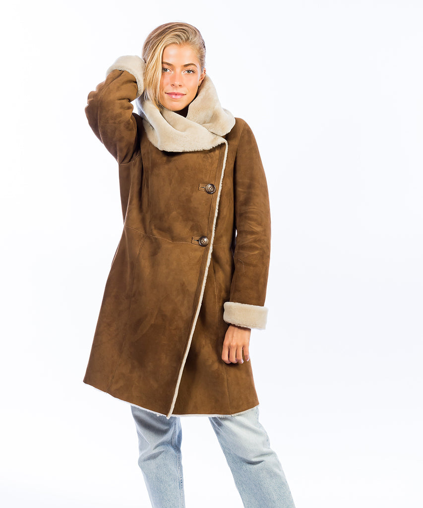 Abrigo de piel vuelta cuello convertible