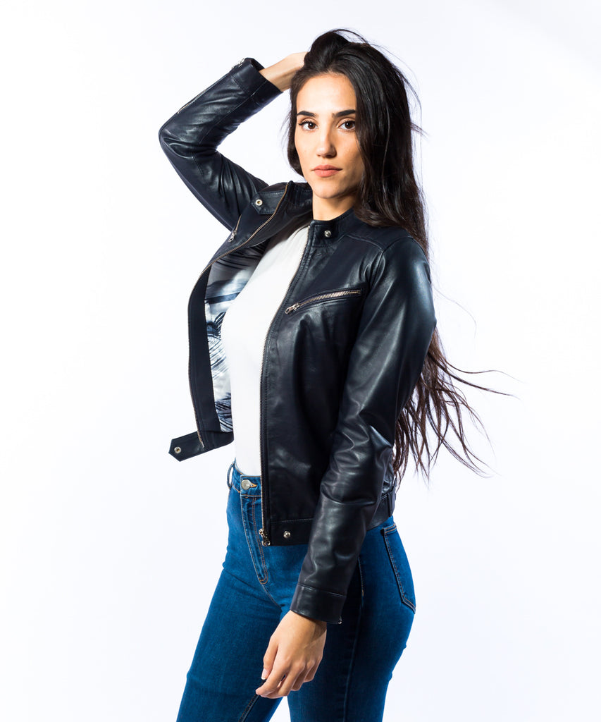 Cazadora de piel detalle pespuntes