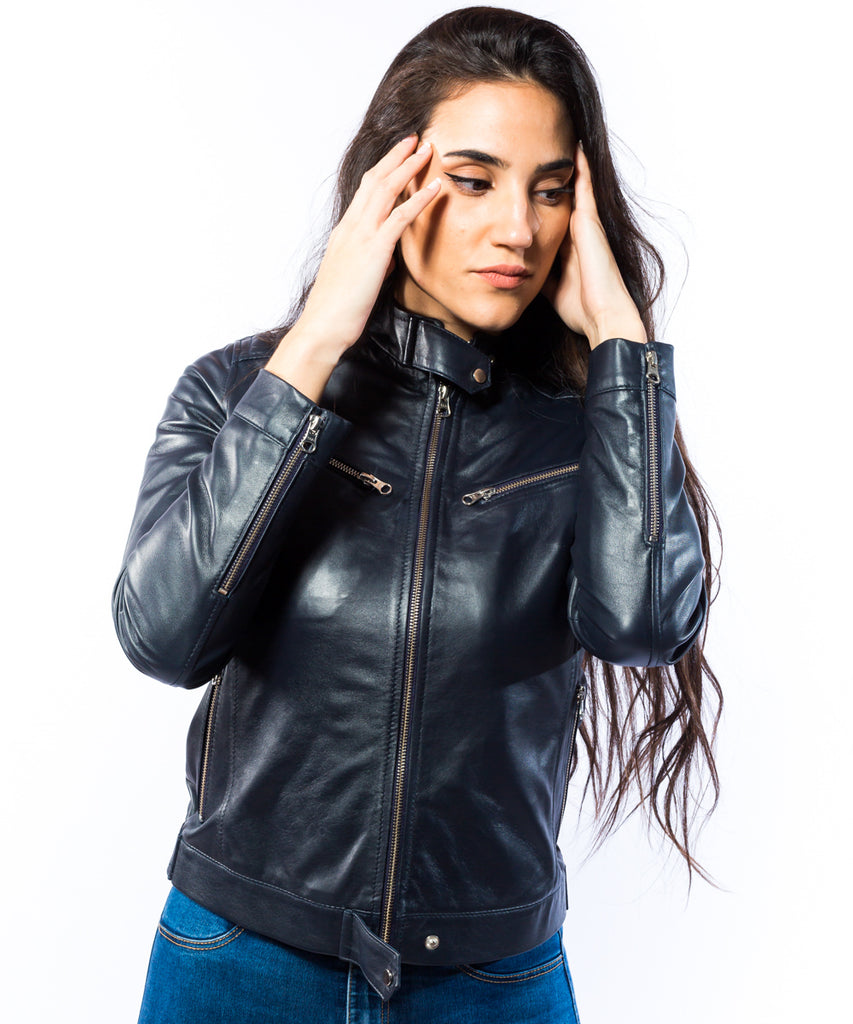 Cazadora de piel detalle pespuntes