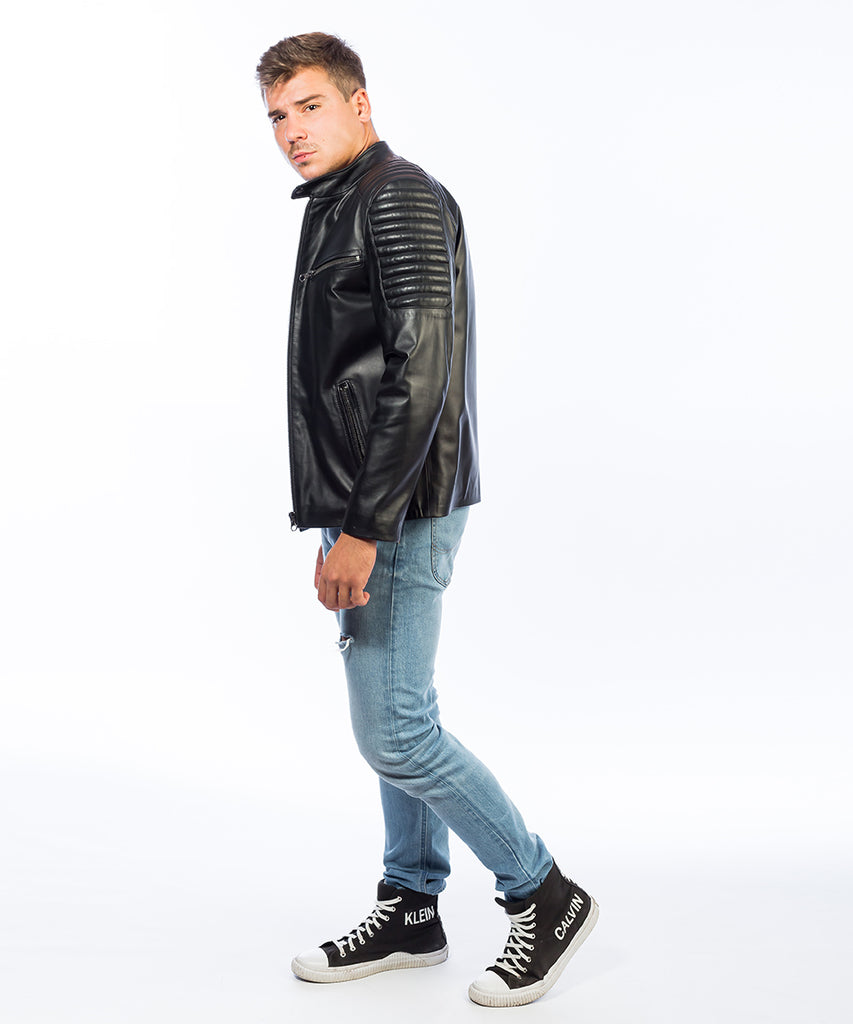 Cazadora de napa estilo biker