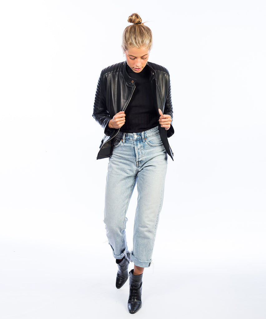 Cazadora de napa negro detalle acolchado