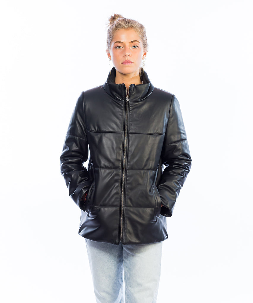 Chaqueta de piel acolchada para mujer