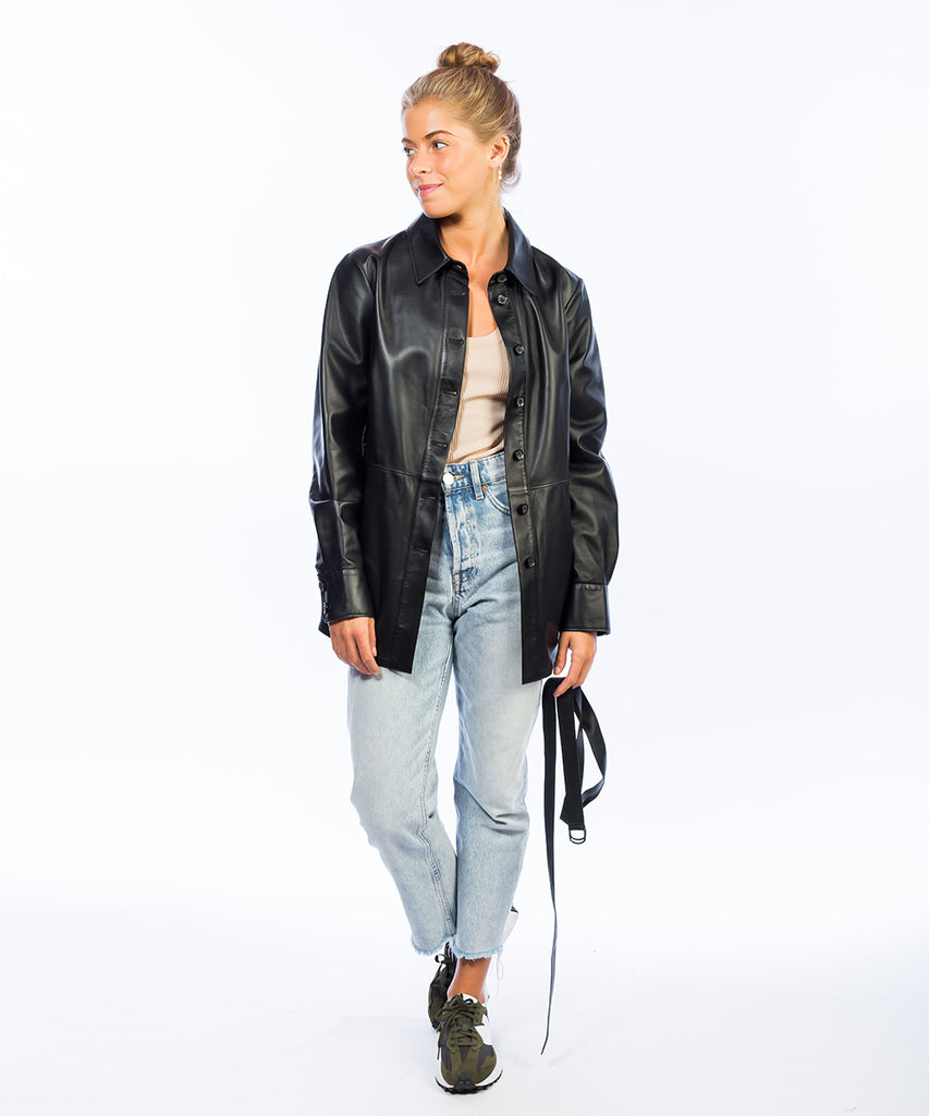 Sobrecamisa de piel en napa negra